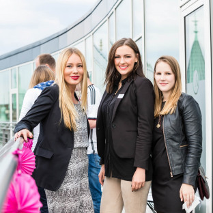 Business-Event auf einem Dach in Hamburg